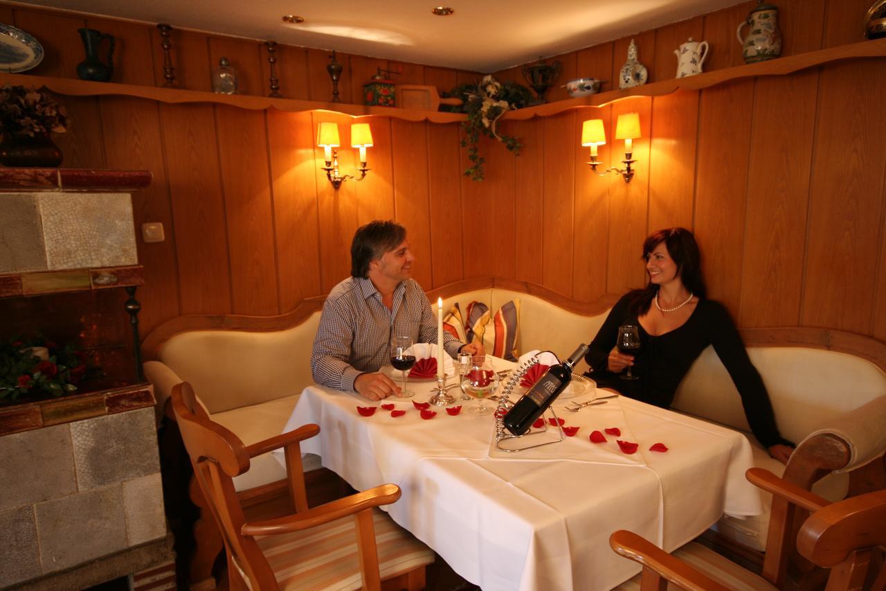 Hotel Bellevue Riezlern Eksteriør billede