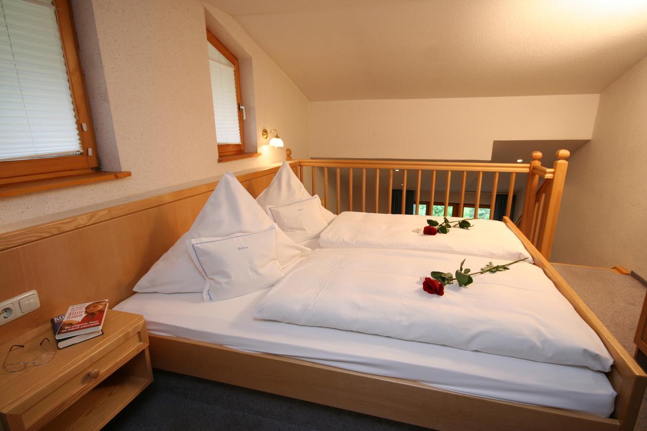 Hotel Bellevue Riezlern Eksteriør billede